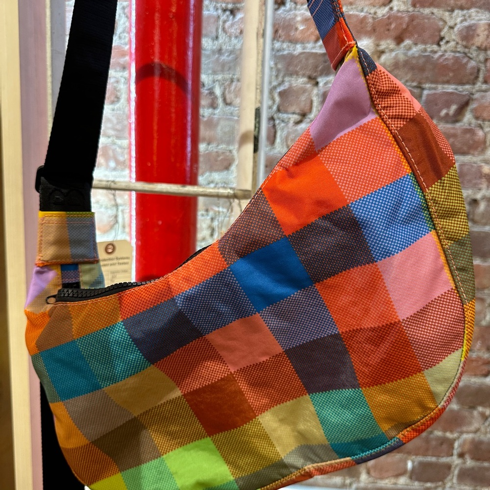 Baggu Crescent Bag in Madras